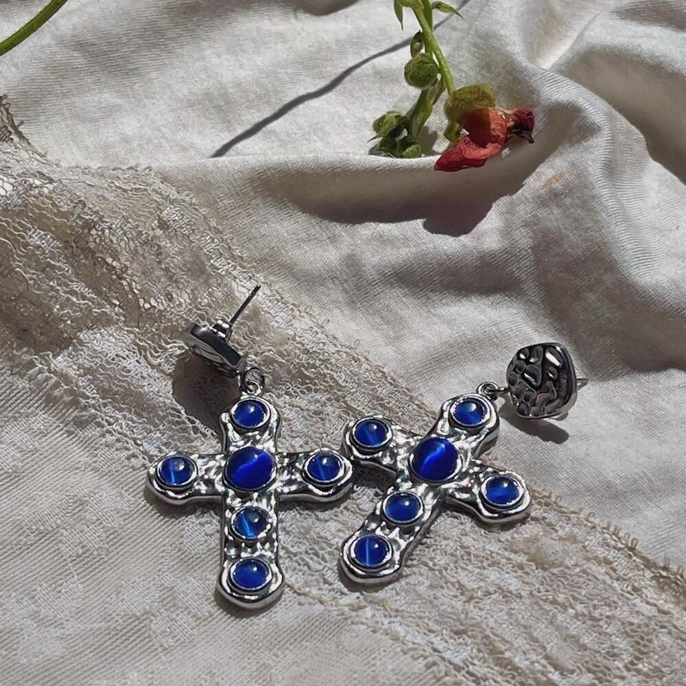 introducing the allegra earrings <33 designed by me :) made with stainless steel - Picture 6 of 7
